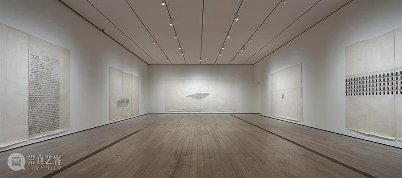 托巴·基多里(Toba Khedoori)网格绘画系列简介 博文精选 卓纳画廊DavidZwirner 基多 Toba 托巴 网格 系列 绘画 简介 卓纳 画廊 肖像 崇真艺客